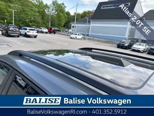 2025 Volkswagen Atlas SE Technology photo 10