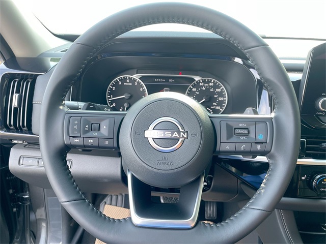 2025 Nissan Pathfinder SV photo 21