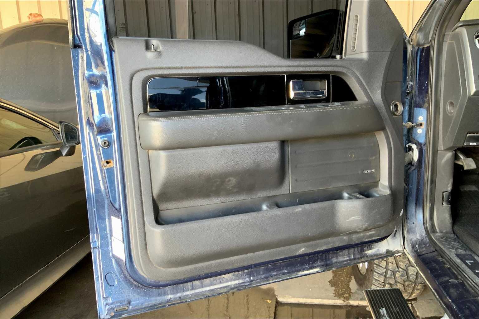 2014 Ford F-150 Limited photo 18