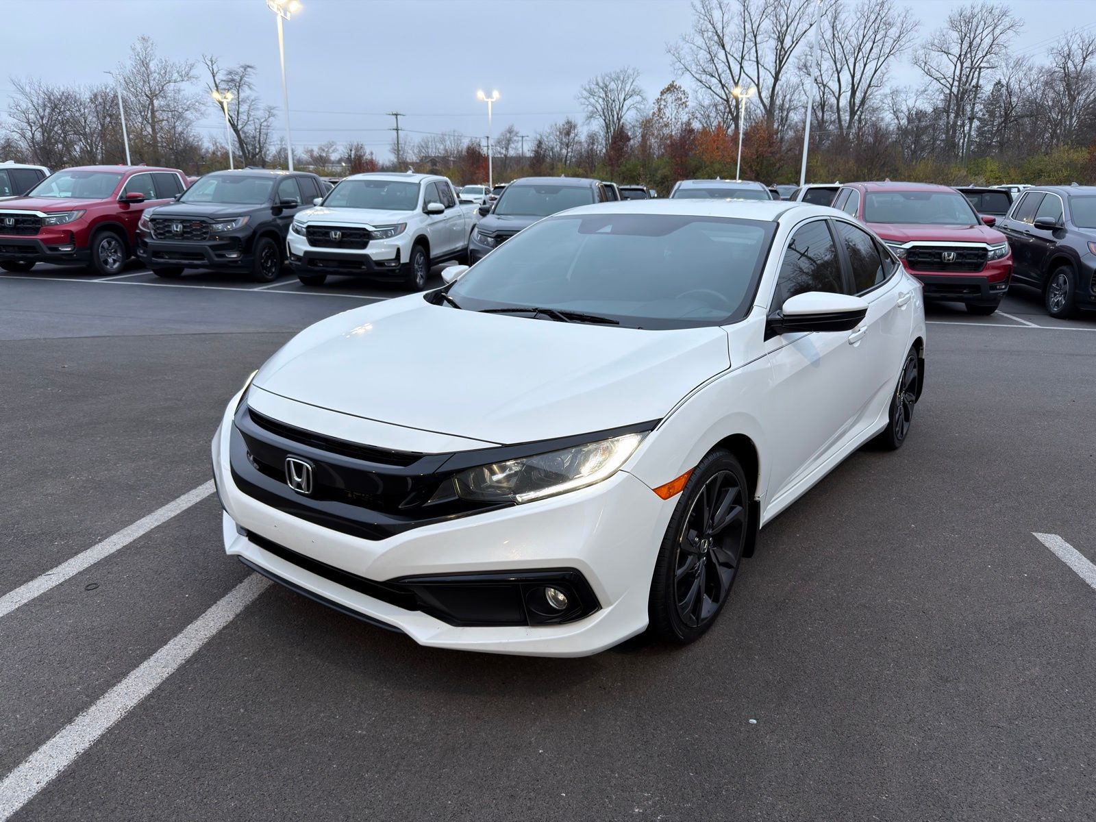2019 Honda Civic Sport photo 2