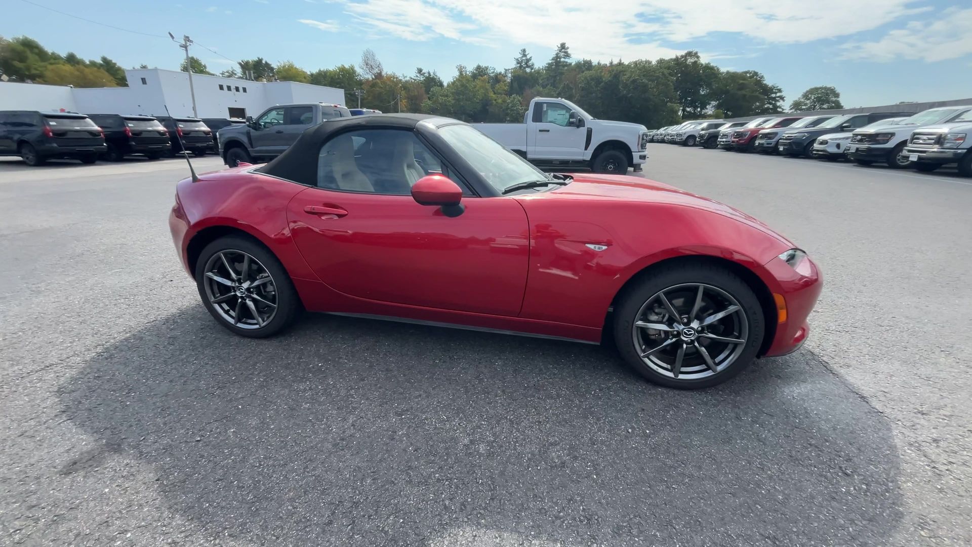 2016 Mazda MX-5 Miata Miata Grand Touring photo 19
