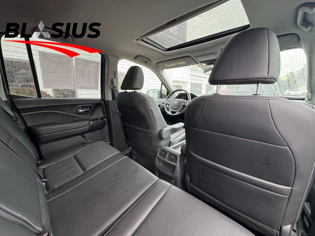 2022 Honda Ridgeline RTL-E photo 12