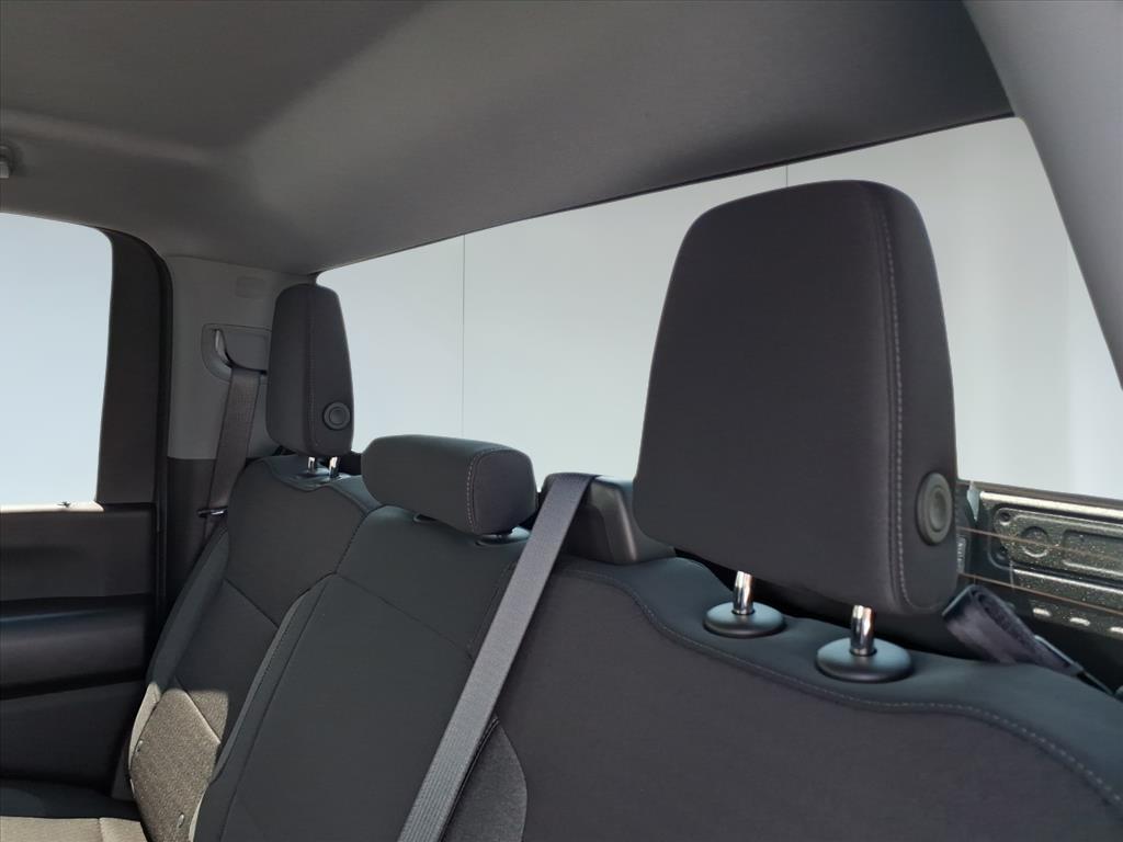 2026 Chevrolet Silverado 2500HD Custom photo 11