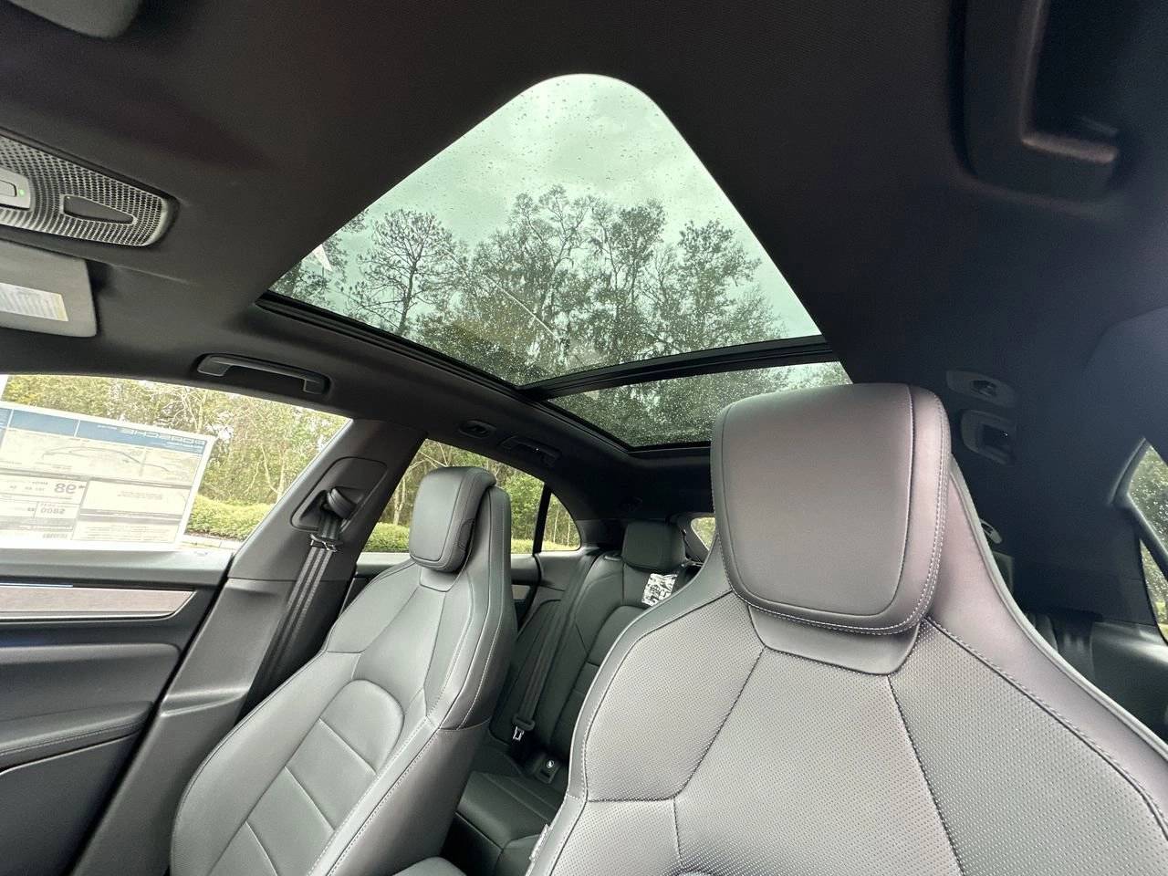 2024 Porsche Macan 4 Electric photo 26