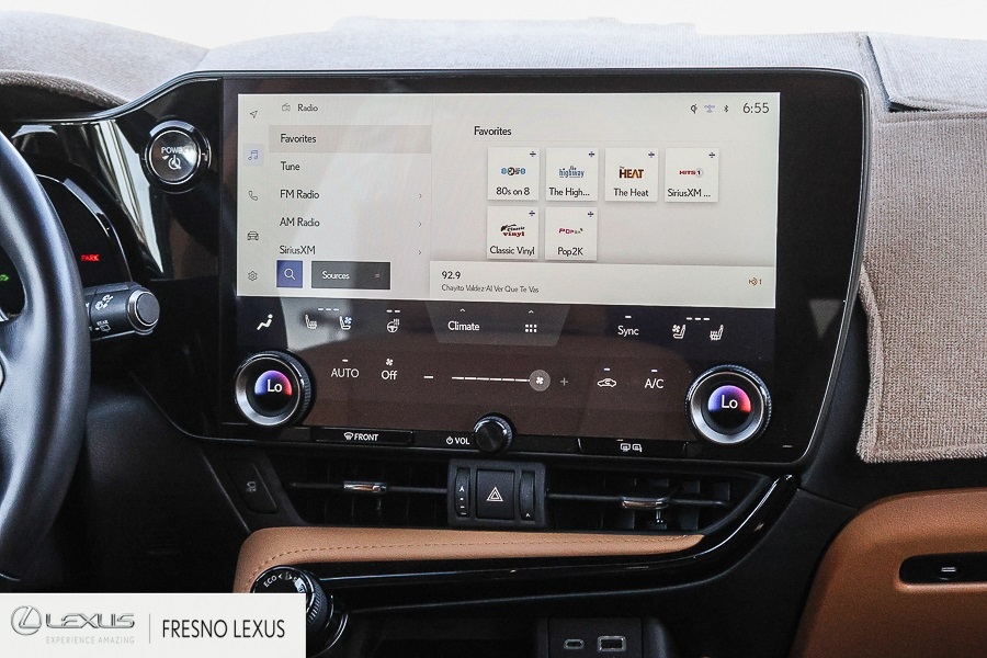 2025 Lexus NX 350h Premium photo 16