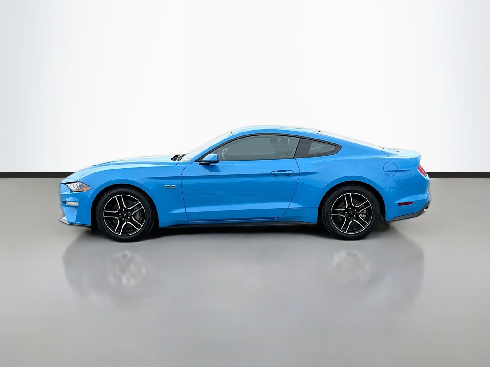 2023 Ford Mustang GT photo 8