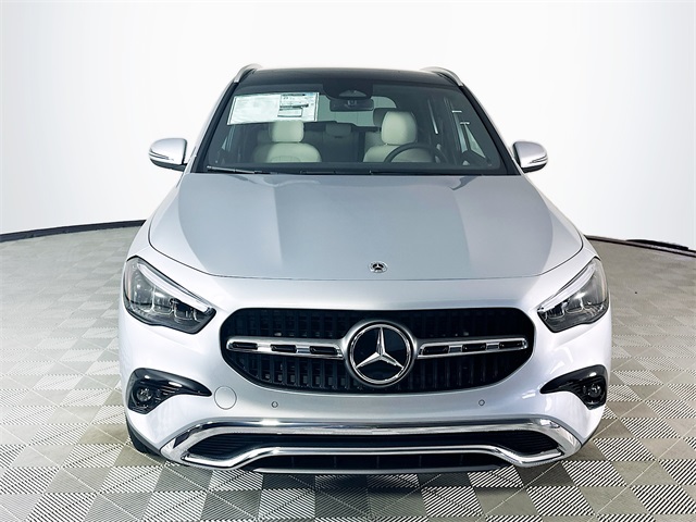2026 Mercedes Benz GLA 250 photo 2