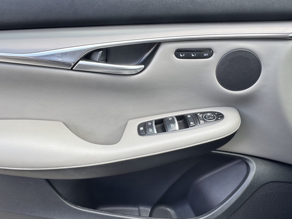 2024 Infiniti QX50 Luxe photo 17