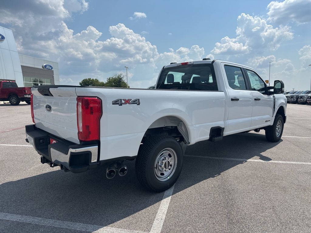 2026 Ford F-250 photo 8