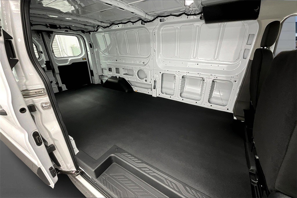 2025 Ford Transit Cargo Van photo 7