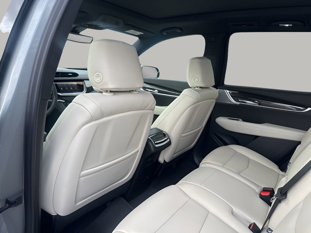 2025 Cadillac XT6 Sport photo 18