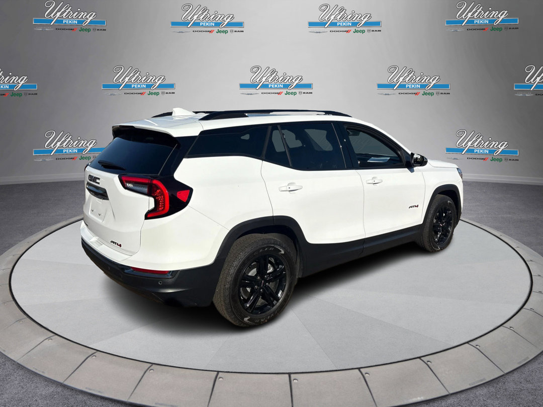 2024 Gmc Terrain AT4 photo 2