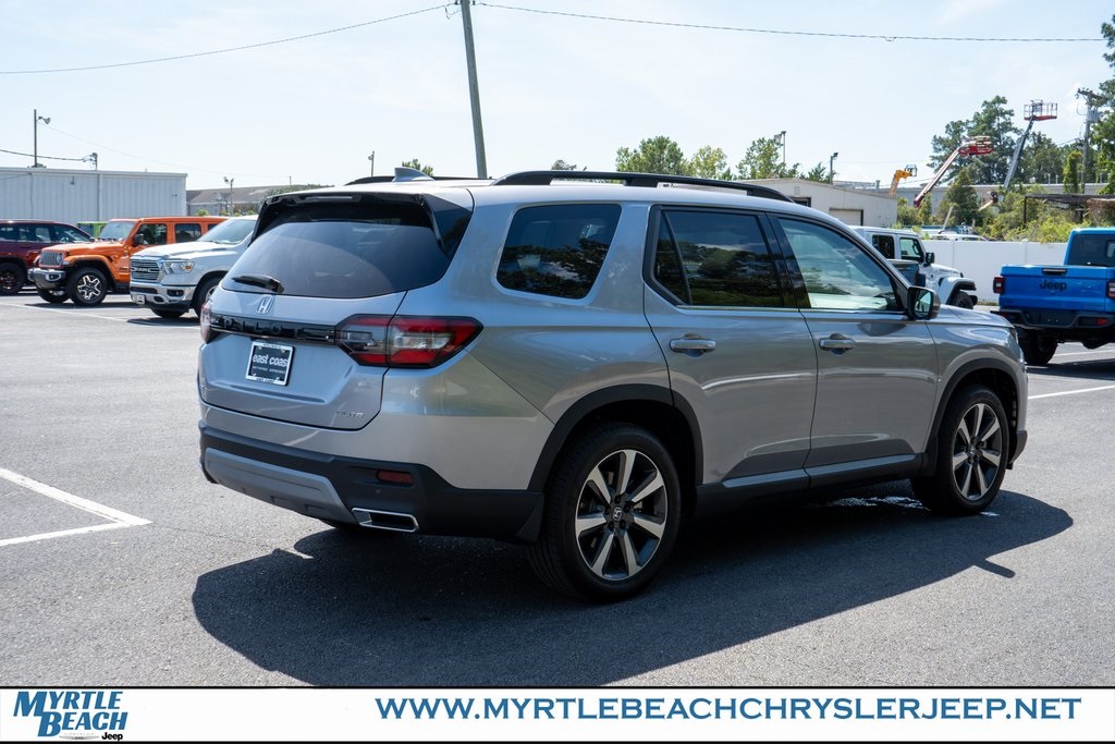2025 Honda Pilot Elite photo 4