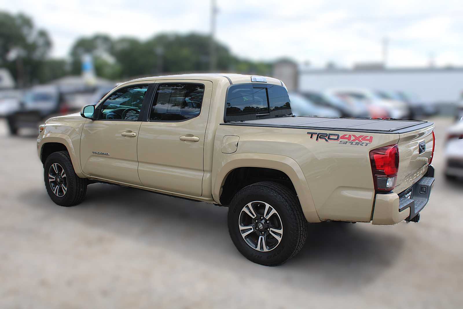 2019 Toyota Tacoma TRD Sport photo 14