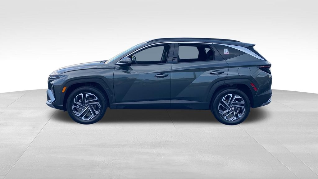 2025 Hyundai Tucson Hybrid Limited photo 3