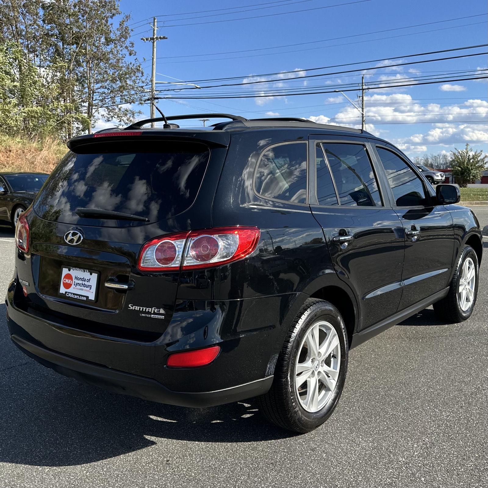 2011 Hyundai Santa Fe Limited photo 2