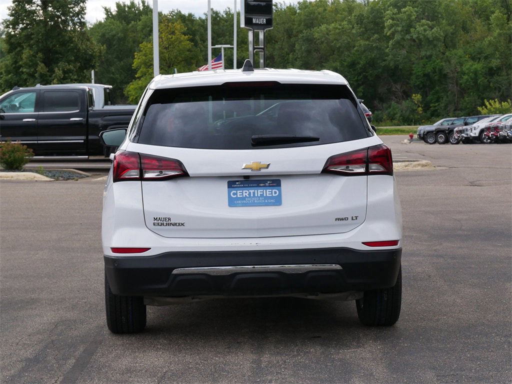 2024 Chevrolet Equinox LT photo 4