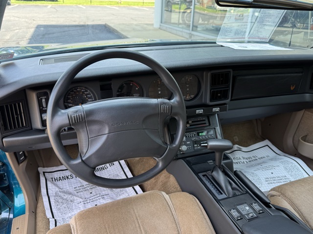 1992 Pontiac Firebird Formula photo 22