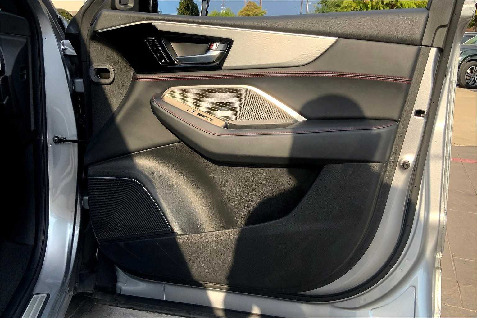 2023 Acura MDX SH-AWD A-Spec photo 21
