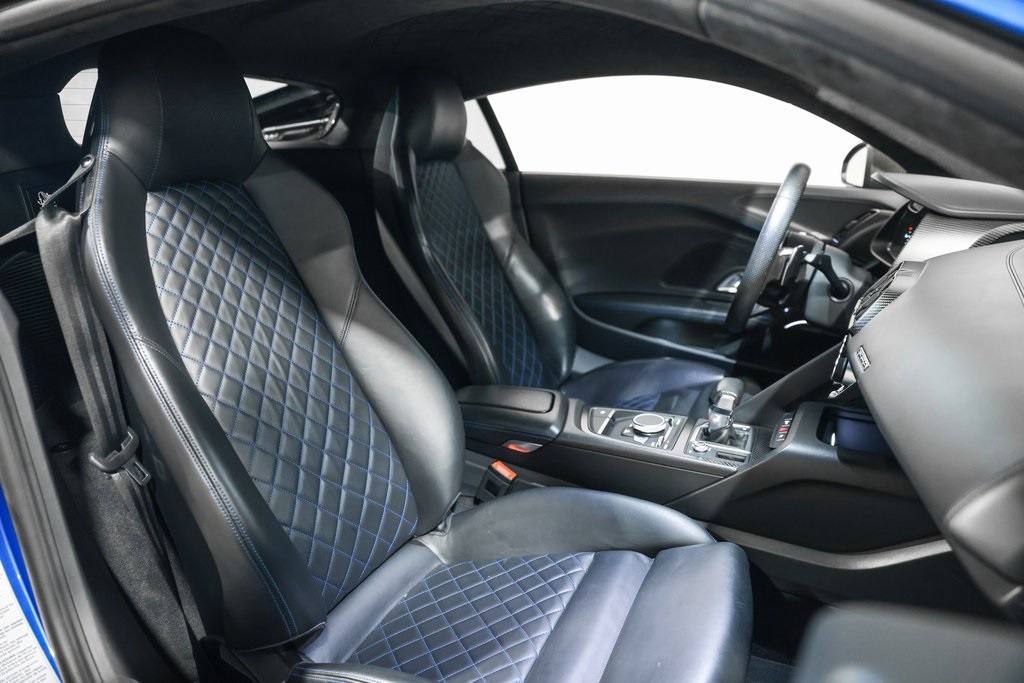 2017 Audi R8 V10 Plus Coupe photo 21