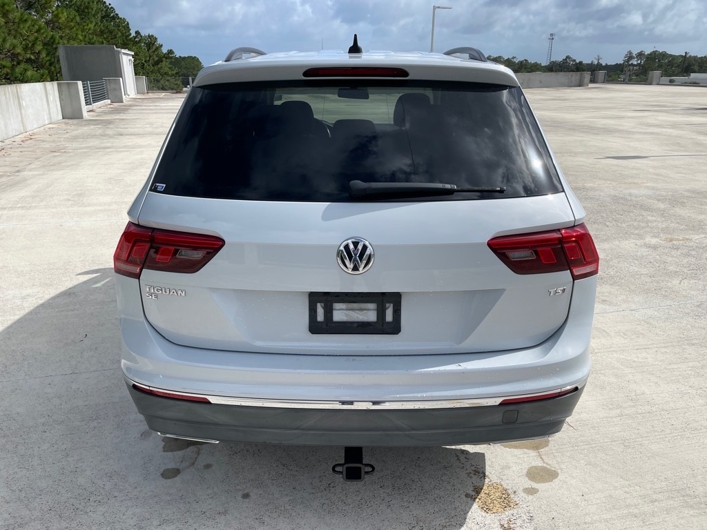 2018 Volkswagen Tiguan SE photo 4
