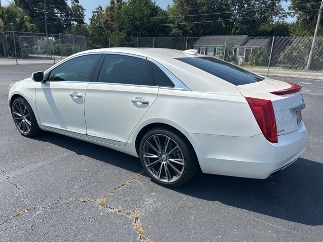 2015 Cadillac XTS Premium photo 3
