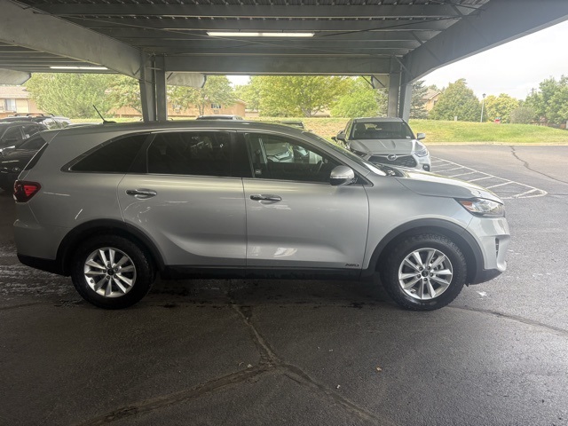 2019 Kia Sorento LX photo 4