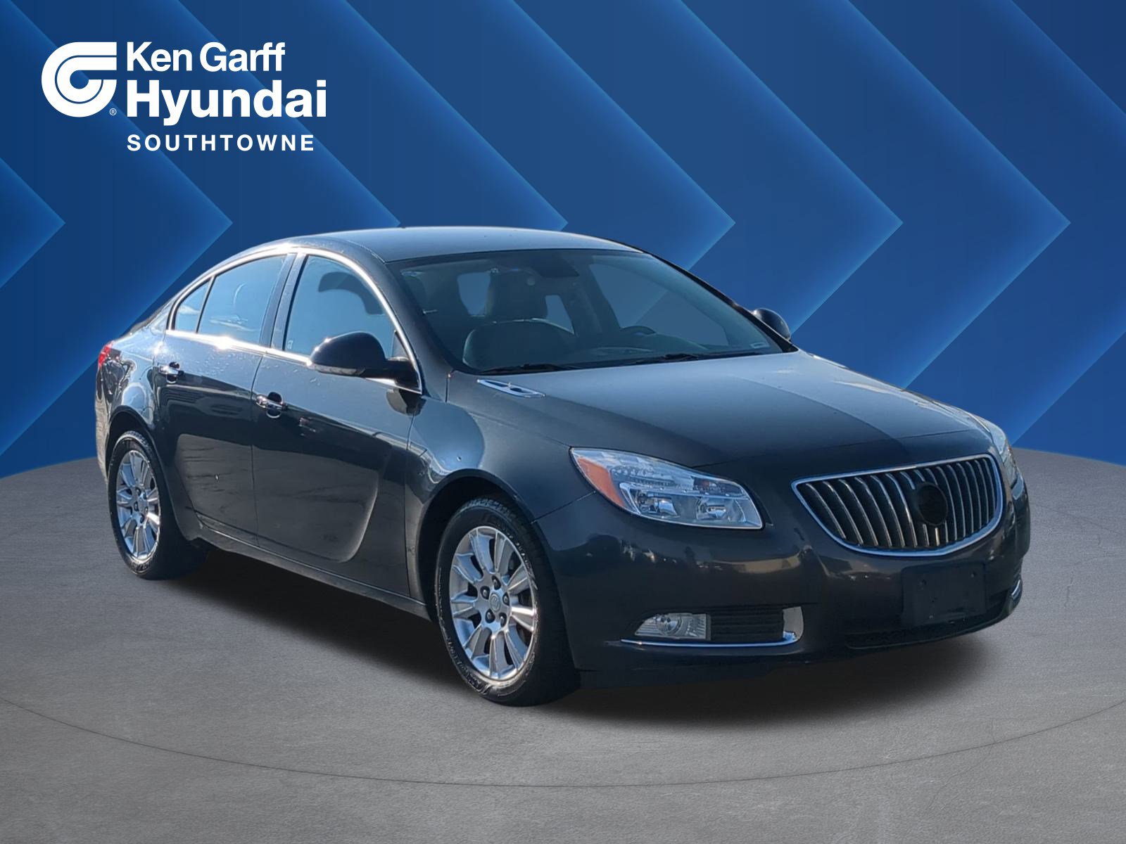 2013 Buick Regal Premium 1's photo