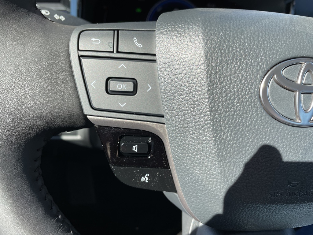 2026 Toyota Camry LE photo 13
