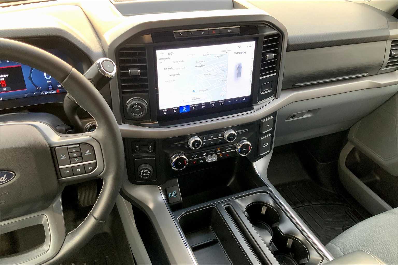 2024 Ford F-150 XLT photo 6