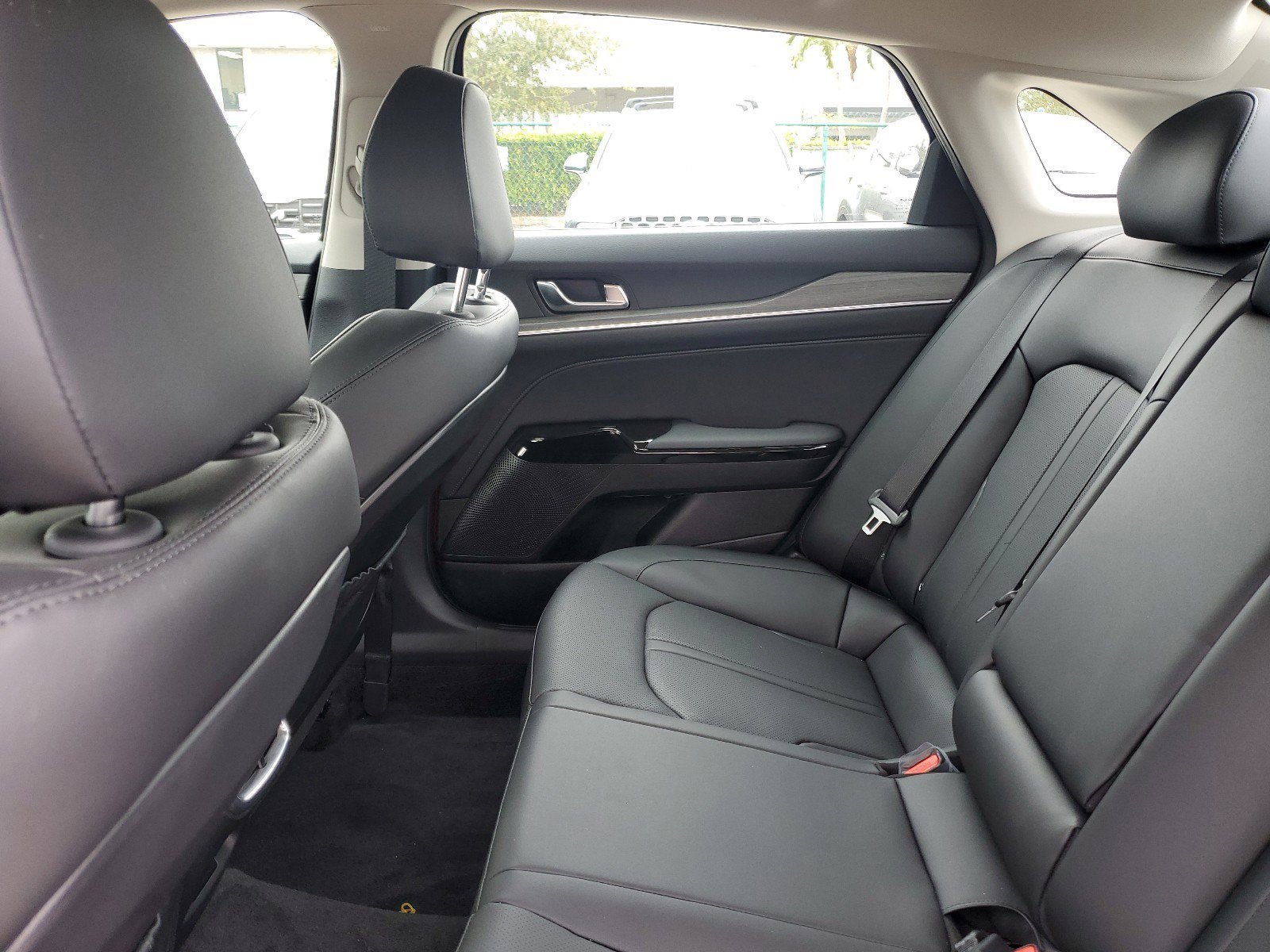 2025 Kia K5 EX photo 13