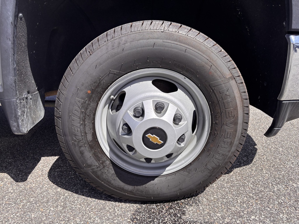 2022 Chevrolet Silverado 3500HD Work Truck photo 11