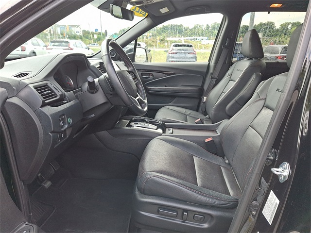 2022 Honda Pilot Black Edition photo 8