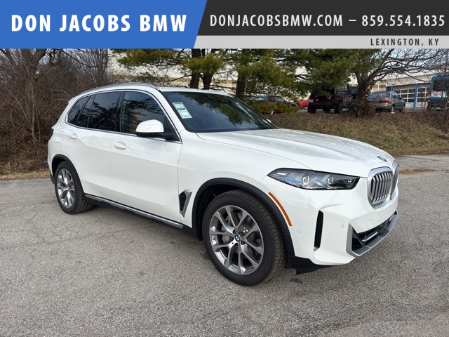 2026 BMW X5 50e's photo