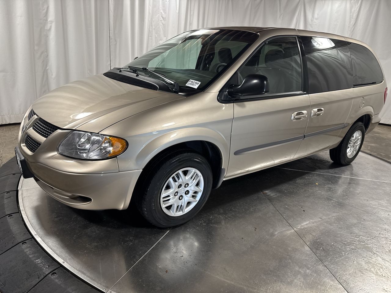 2002 Dodge Grand Caravan Sport's photo