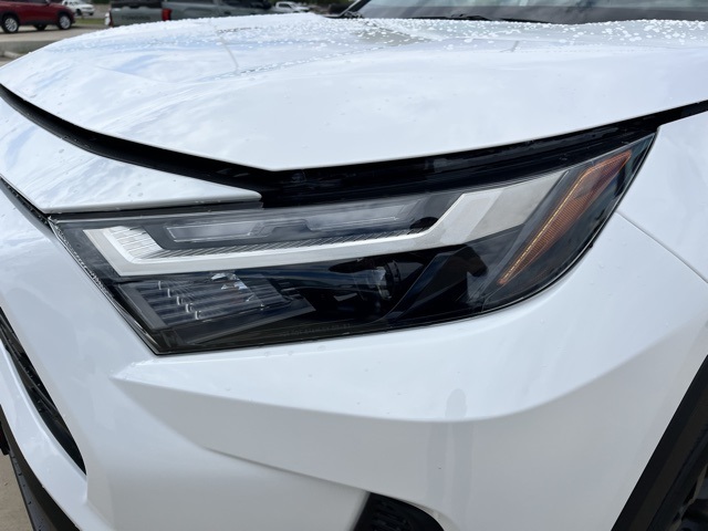 2025 Toyota RAV4 LE photo 13