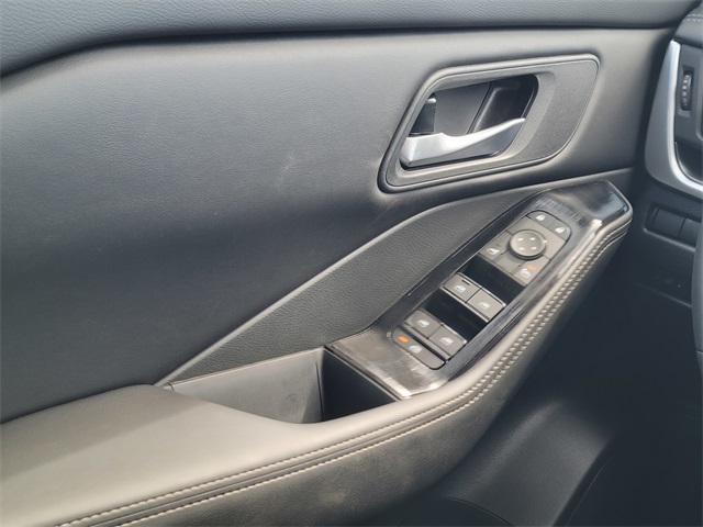 2026 Nissan Rogue SV photo 28
