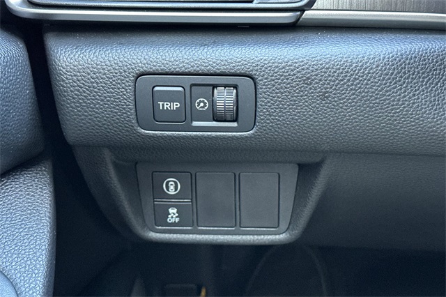 2022 Honda Accord LX photo 29