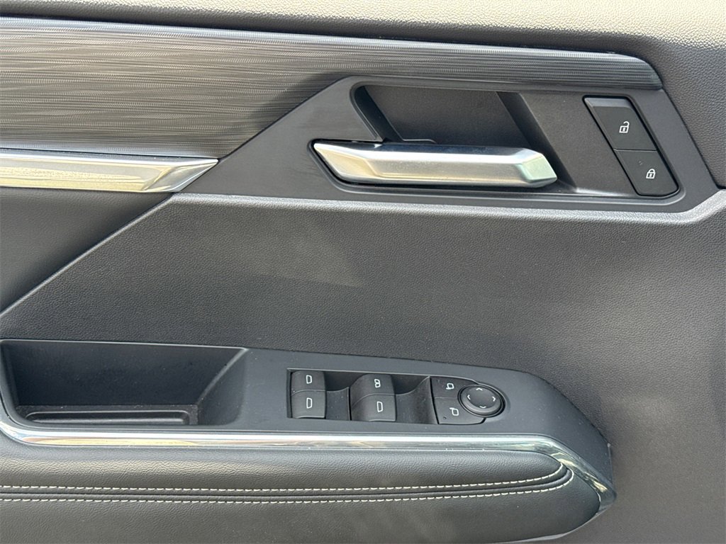 2025 Gmc Acadia Elevation Black Edition photo 15