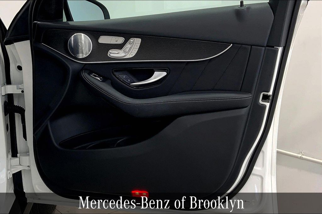 2020 Mercedes Benz GLC 300 4MATIC photo 20