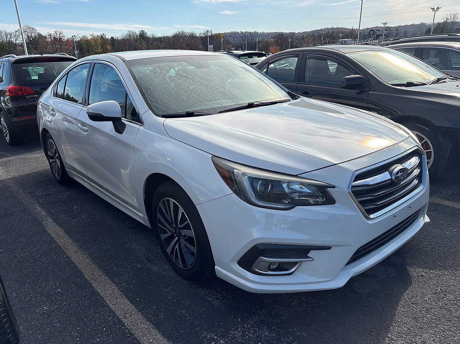 2019 Subaru Legacy 2.5i Premium photo 3