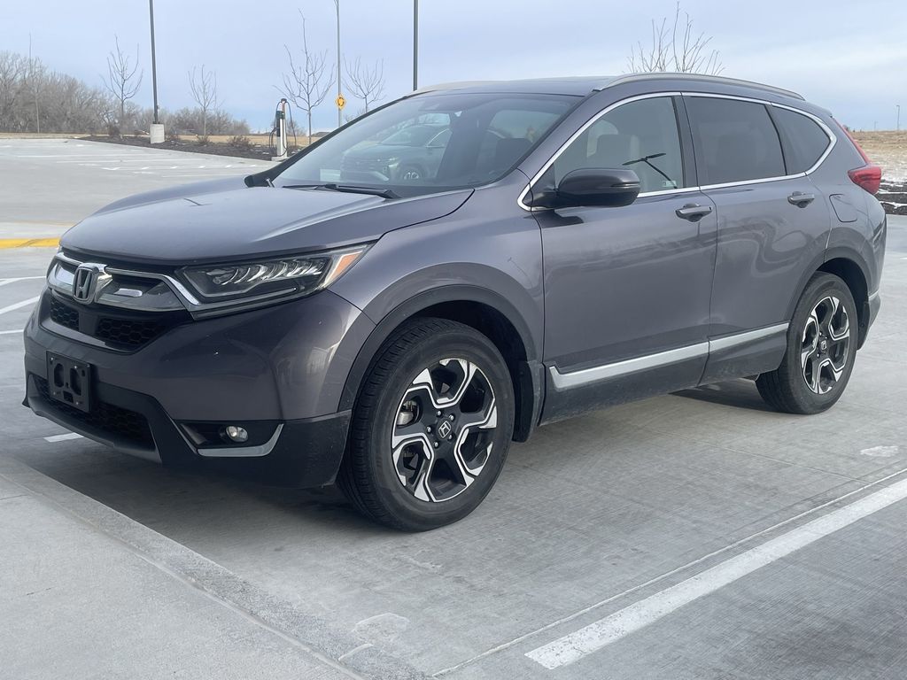 2018 Honda CR-V Touring's photo