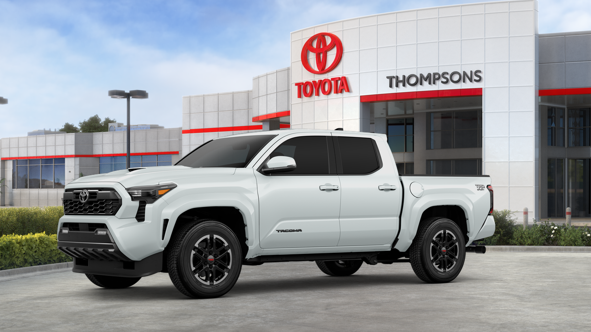 2025 Toyota Tacoma TRD Sport 4x4 Double Cab photo 2