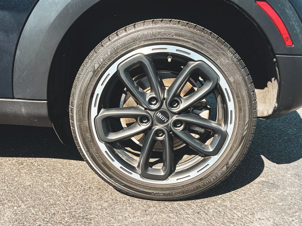 2016 Mini Countryman photo 4