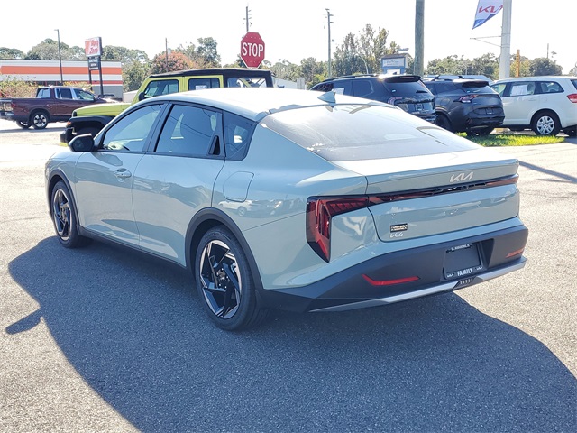 2025 Kia K4 EX photo 4