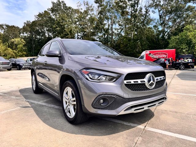 2022 Mercedes-Benz GLA GLA250's photo