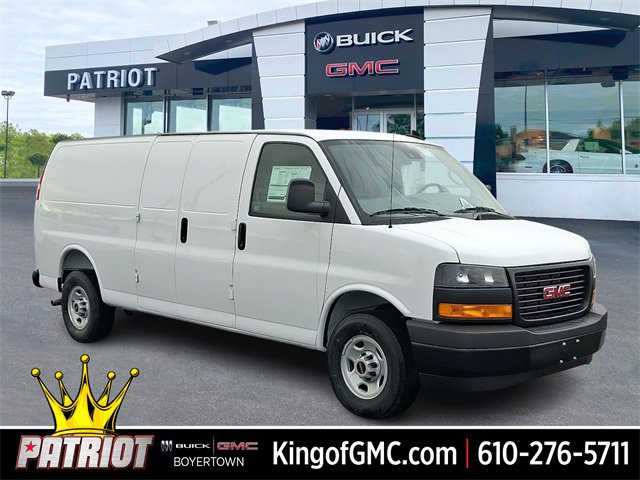 2025 GMC Savana Cargo Work Van's photo