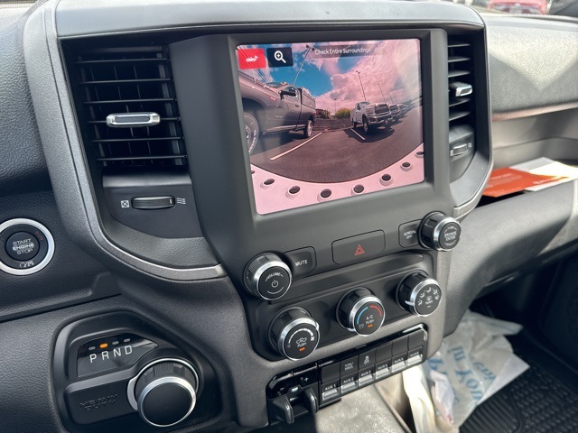 2023 Ram 2500 Tradesman photo 12