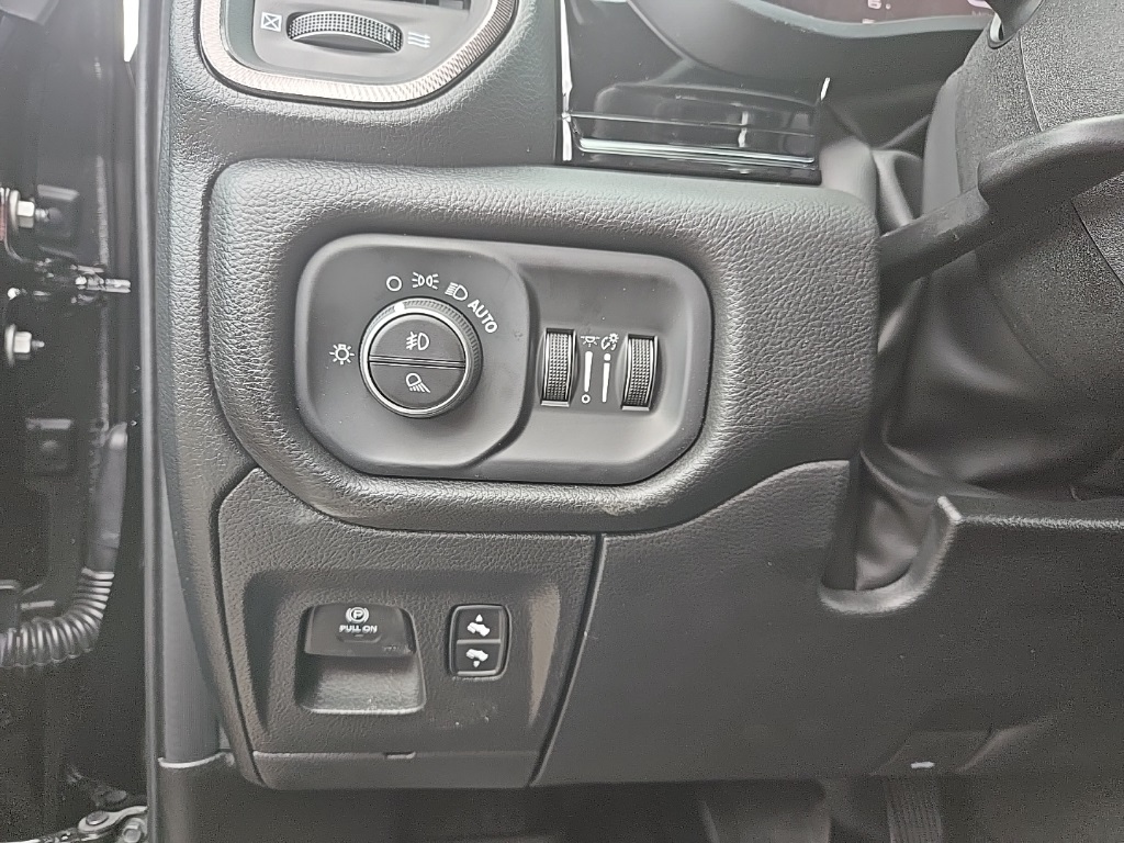 2025 Ram 1500 Rebel photo 15