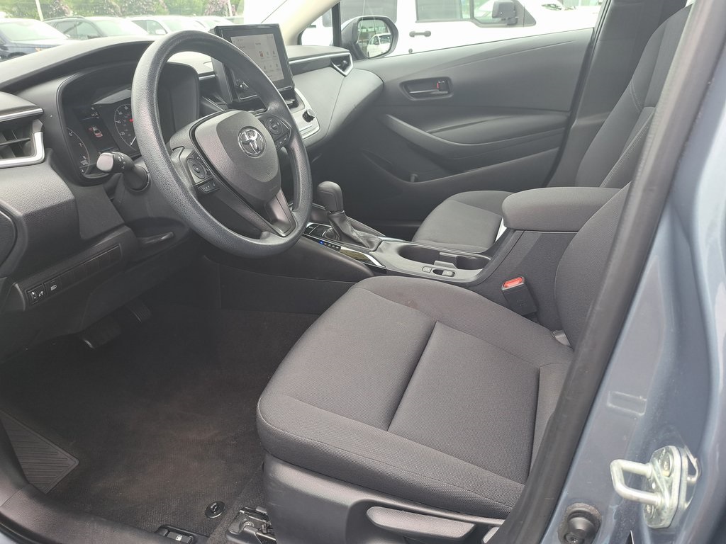 2023 Toyota Corolla LE photo 17